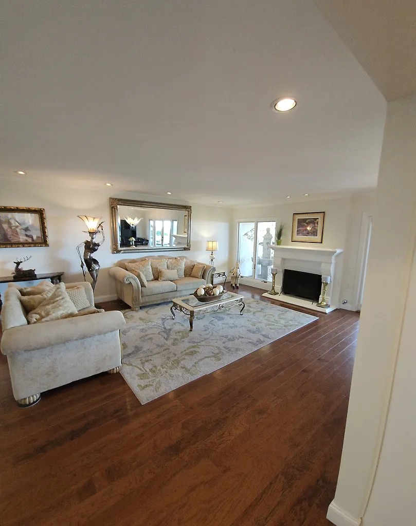 3 bed, 2.5 bath, $9,125 — Photo 4