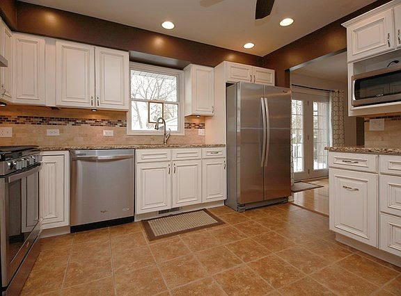 2nd image of 35811 S Jay Dr