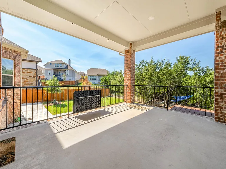 5104 Alonso Dr — Photo 29