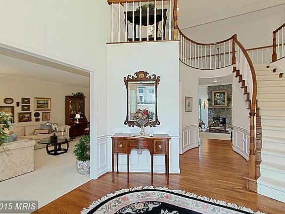 2nd image of 5353 Lake Normandy Ct