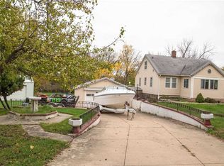 4540 F Ave NW, Cedar Rapids, IA 52405