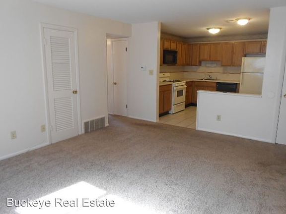 3rd image of 1382 Highland St APT B3