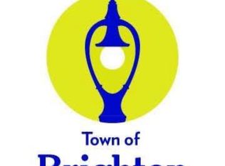 60 Woodsmeadow Ln, Rochester, NY 14623