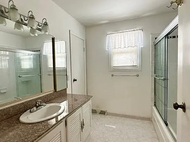 26888 Sweetbriar Dr — Photo 14