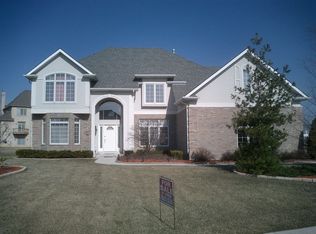 6817 Fieldstone Dr, Burr Ridge, IL 60527