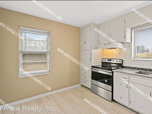 4th image of 6938 Ewing Ave