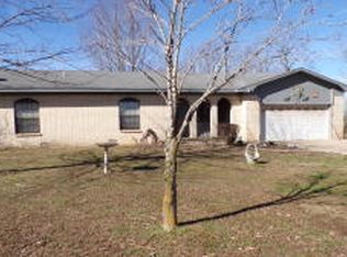 1421 N McDonald Rd, Harrison, AR 72601