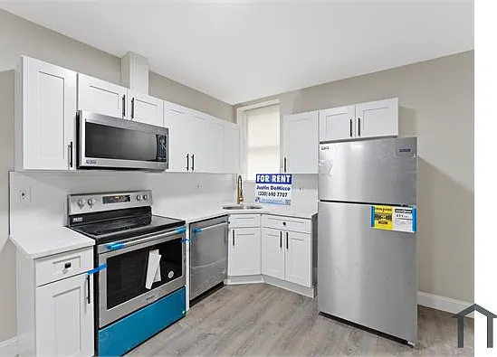 1517 W Westmoreland St #1 — Photo 9