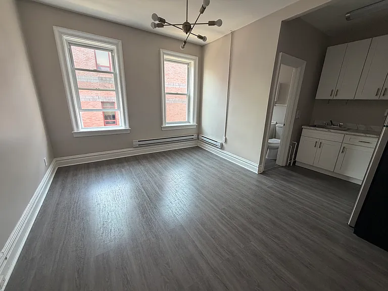 104 Belmont Ave #C4 — Photo 2