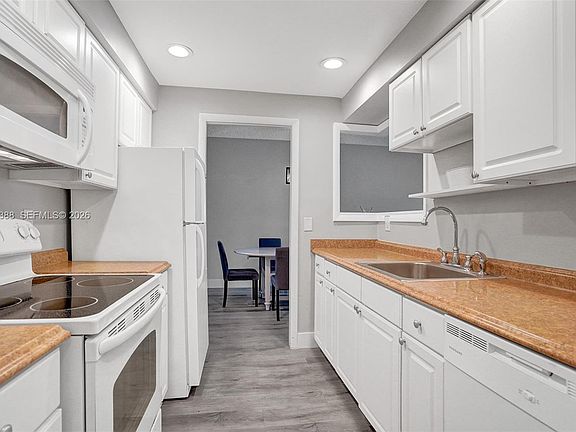 2nd image of 400 N Riverside Dr APT 214