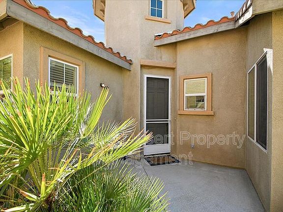 3rd image of 82743 Scenic Dr