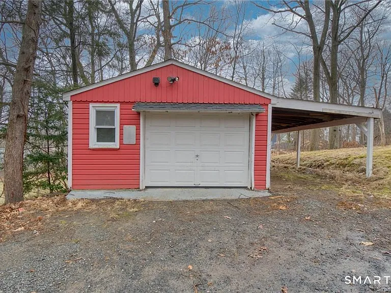 79 Birdseye Rd — Photo 2