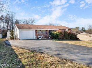 129 Peterson Rd, Knoxville, TN 37934