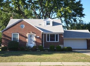 16195 Bell Ave, Eastpointe, MI 48021