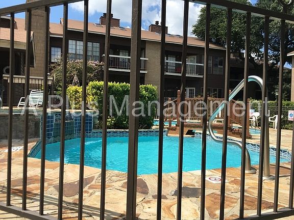 5th image of 8633 Datapoint Dr APT 249