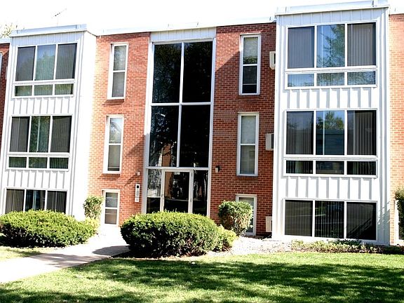 2nd image of 4431 Chowen Ave S #2104