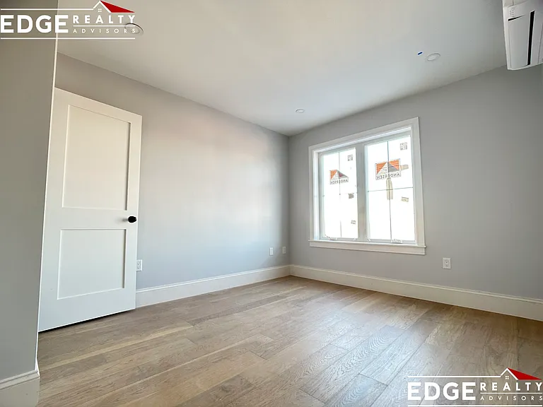425 Market St #34 — Photo 6