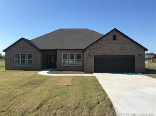 24 Dylan Dr, Inola, OK 74036