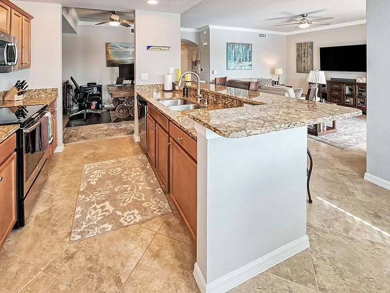 9727 Acqua Ct #423 — Photo 9