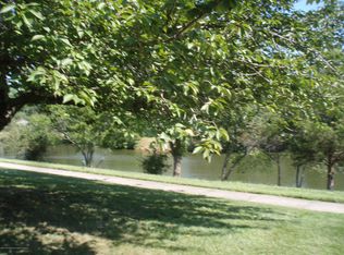 385 B Chatham Ct, Lakewood, NJ 08701
