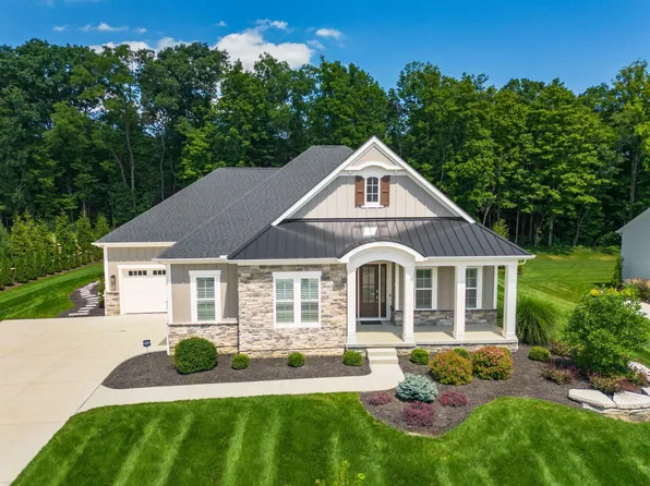 1932 Scenic Bluff Ct, Delaware, OH 43015