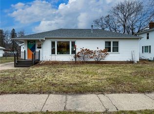 1620 Rist Ave, Eau Claire, WI 54701