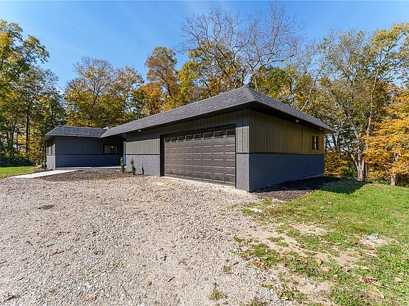 5th image of 2160 Waynesville Rd