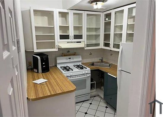 1st image of 7128 73rd St #1