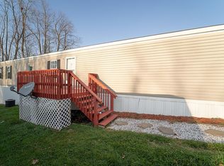 168 Mountaineer Vlg, Morgantown, WV 26508