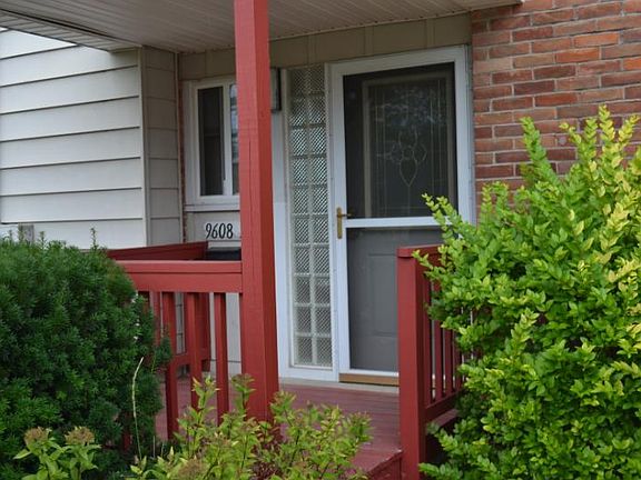 5th image of 9608B Missouri St
