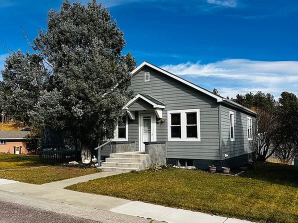 248 N 3rd St, Custer, SD 57730