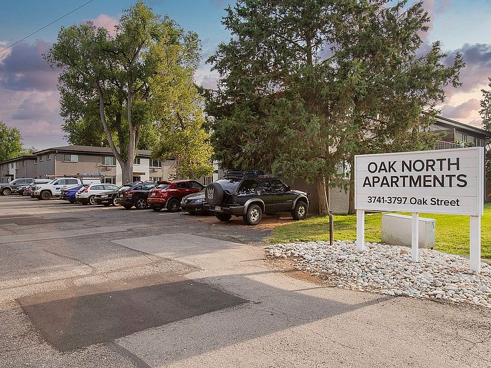 Oak Street Apartments North-1 Large