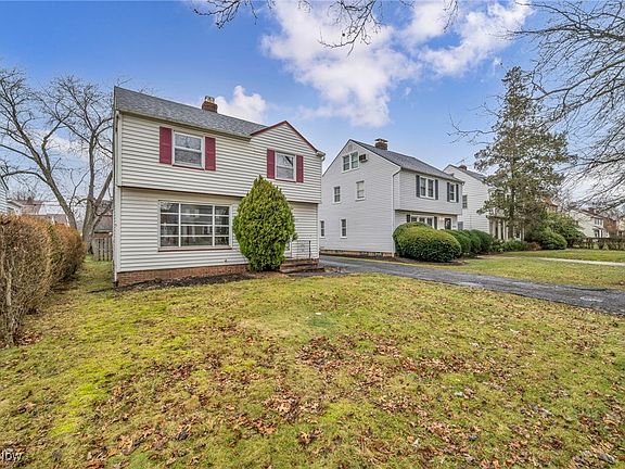 3rd image of 3753 Berkeley Rd