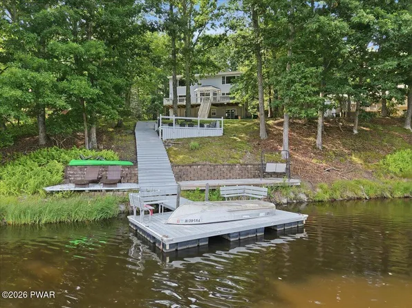 176 Spruce Lake Dr, Milford, PA 18337