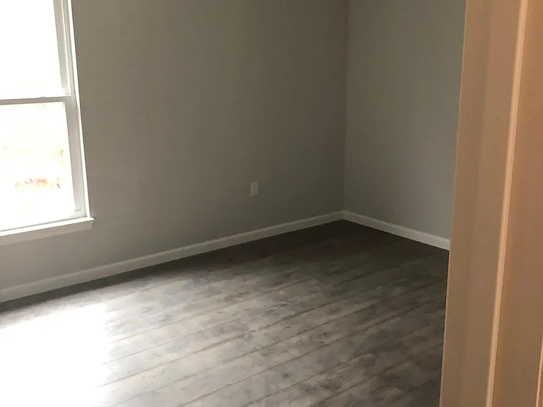108 Redwood Ln #2-8 — Photo 6