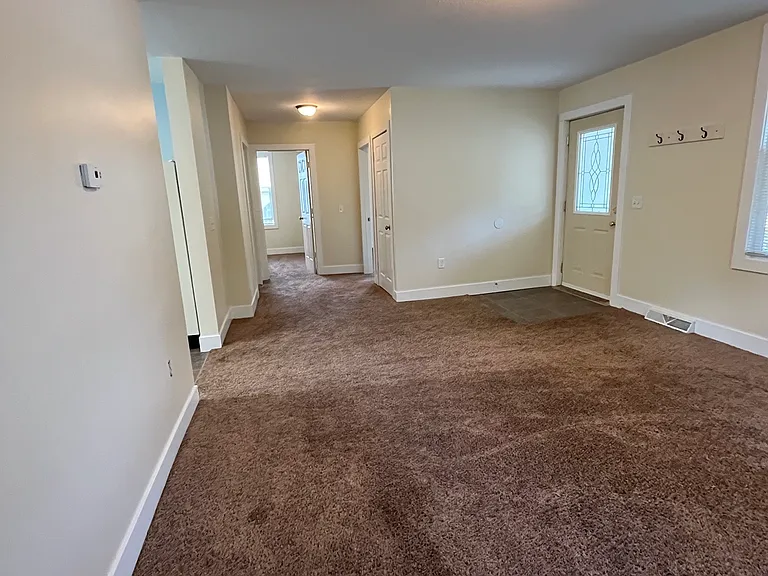 556 Franklin St #1 — Photo 7