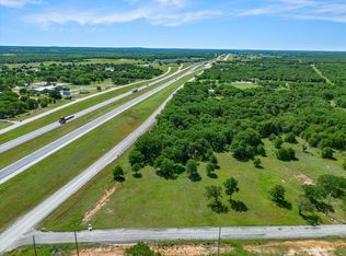 11 Gardner Way, Sunset, TX 76270