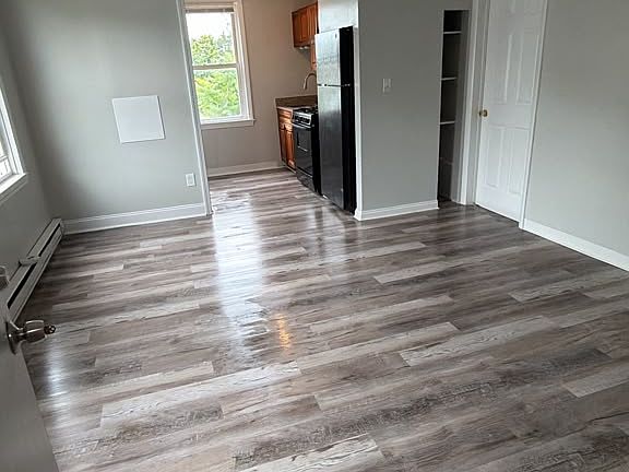 2nd image of 49 Marietta St APT 2R
