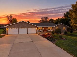 28 Mustang Trl, Kearney, NE 68845