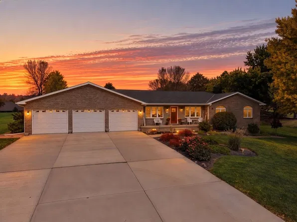 28 Mustang Trl, Kearney, NE 68845
