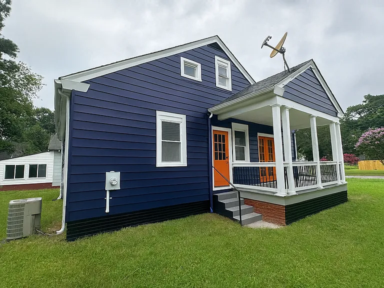 1615 Holladay St #B — Photo 1
