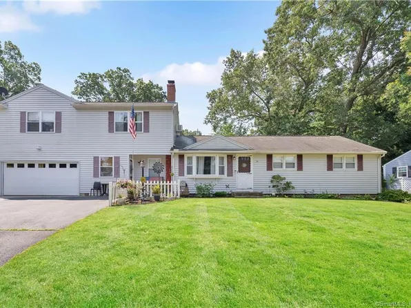 36 Play Road, Enfield, CT 06082