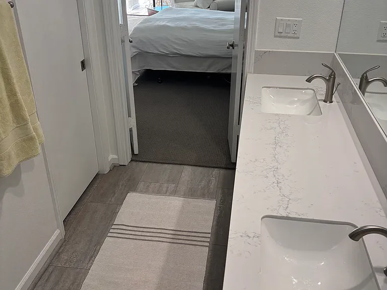 4803 Desert Vista Dr — Photo 3