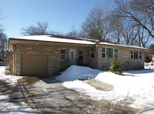 7155 N State Route 83, Long Grove, IL
