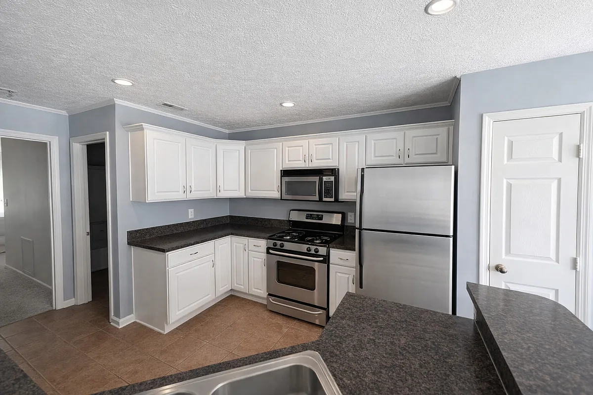 Building Photo - 3470 Fishinger Mill Dr