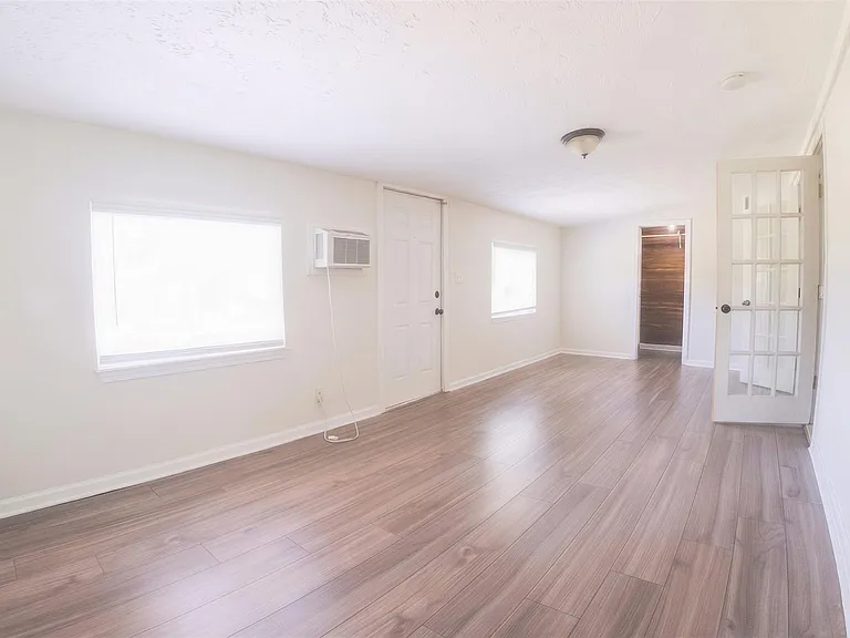 4904 Meadow Lark Ln — Photo 18