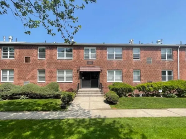 892 Armstrong Ave APT 2-1, Staten Island, NY 10308