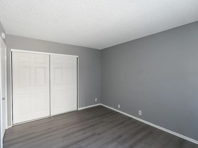 141 W Lambert Rd — Photo 21