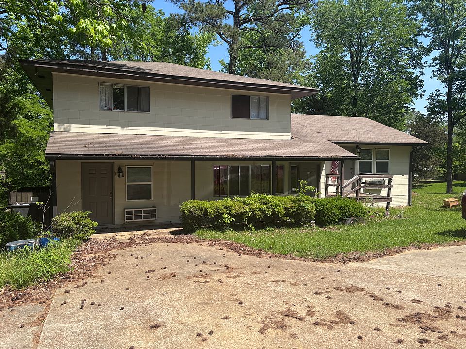 1st image of 417B E Lee Blvd #34
