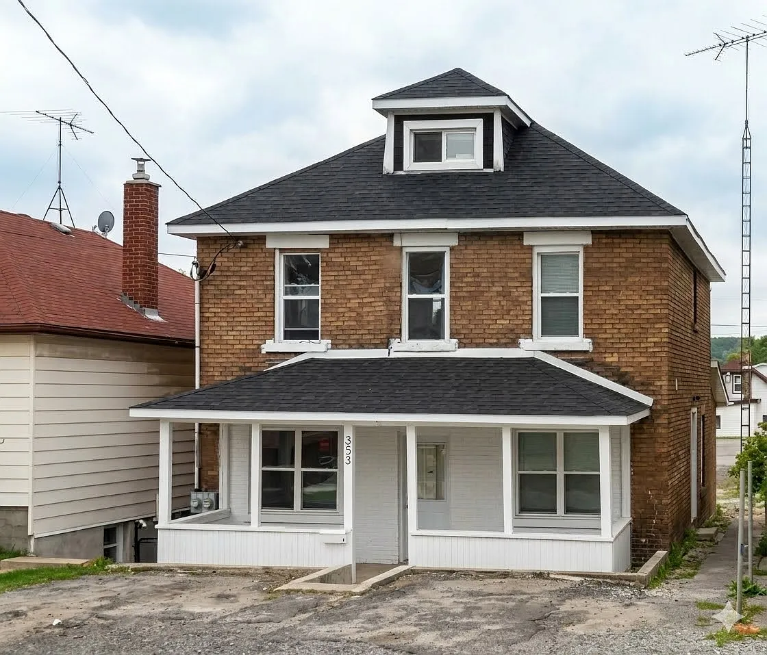 353 Frood Road Greater Sudbury — Photo 1